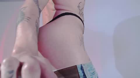     online show from 02/17/25, 06:31