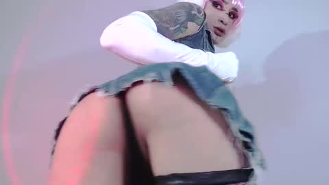     online show from 02/19/25, 07:38