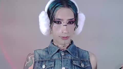     online show from 03/07/25, 01:09