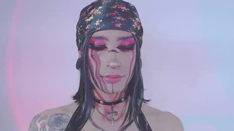 Snapshot of alienexxx chatting on 02/27/26, 12:32 online show from 02/27/26, 12:32