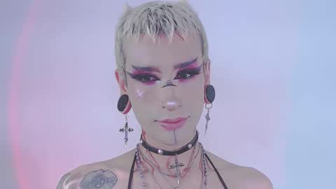 Snapshot of alienexxx chatting on 03/02/26, 12:35 online show from 03/02/26, 12:35