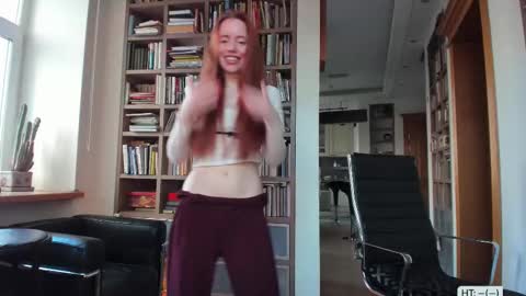 Snapshot of aliensi chatting on 03/16/26, 02:10 aliensi online show from 03/16/26, 02:10