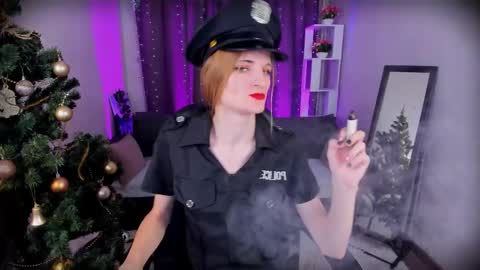 Snapshot of aliice_cartier chatting on 01/13/25, 10:13 Alice online show from 01/13/25, 10:13