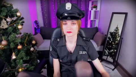 Snapshot of aliice_cartier chatting on 01/14/25, 01:15 Alice online show from 01/14/25, 01:15