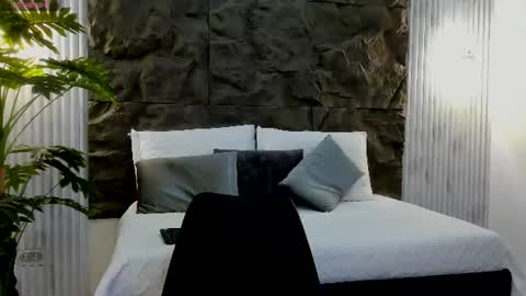Snapshot of aliice_greco chatting on 07/06/26, 01:41 Alice online show from 07/06/26, 01:41