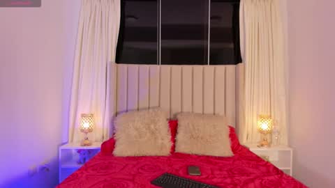 Snapshot of aliison_smith chatting on 03/01/26, 04:14 Alisson online show from 03/01/26, 04:14