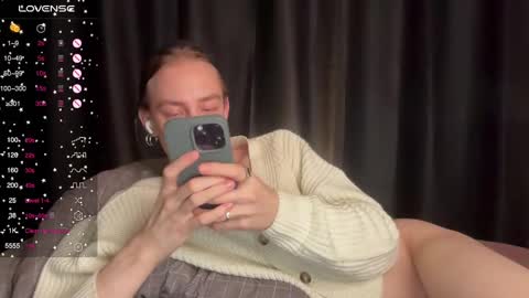 Snapshot of alina_flow chatting on 12/08/24, 07:54 Alexa online show from 12/08/24, 07:54