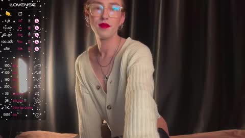 Snapshot of alina_flow chatting on 02/16/25, 09:05 Alexa online show from 02/16/25, 09:05