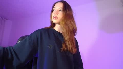 Snapshot of alina_lee01 chatting on 04/21/26, 12:34 NYX online show from 04/21/26, 12:34