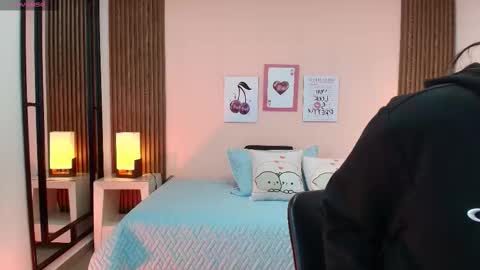 Alina online show from 11/19/25, 11:32