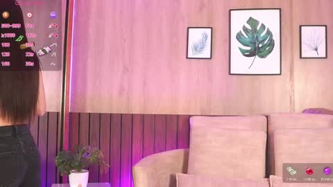 Snapshot of alinabennet chatting on 06/03/26, 11:35 Alina Bennet online show from 06/03/26, 11:35