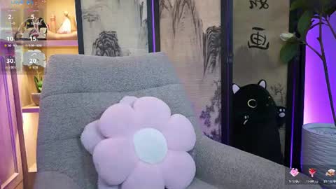 Snapshot of alinabennet chatting on 07/15/26, 11:37 Alina Bennet online show from 07/15/26, 11:37