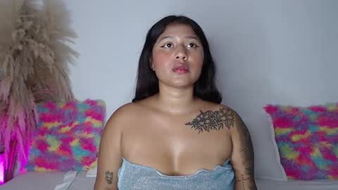 lili online show from 02/28/25, 05:04