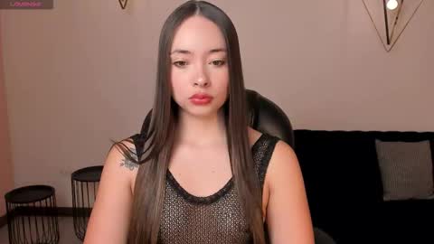 Snapshot of alinakravitz_ chatting on 11/07/25, 12:16 alinakravitz_ online show from 11/07/25, 12:16