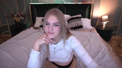 Alina online show from 12/03/25, 08:40