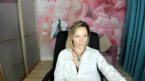 AlinaMoor online show from 01/06/26, 05:33