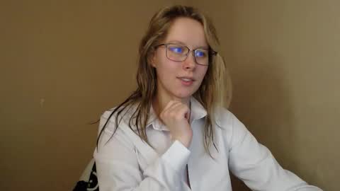 Snapshot of alinasei chatting on 02/08/26, 09:07 alinasei online show from 02/08/26, 09:07