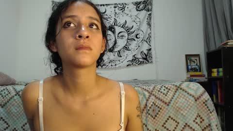 Snapshot of alinawoolf_ chatting on 12/11/24, 05:53  Ali  online show from 12/11/24, 05:53