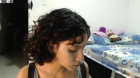 Snapshot of alinawoolf_ chatting on 09/19/25, 11:38  Ali  online show from 09/19/25, 11:38