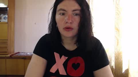 Snapshot of alinaxjames chatting on 04/20/26, 09:12 AlinaxJames online show from 04/20/26, 09:12