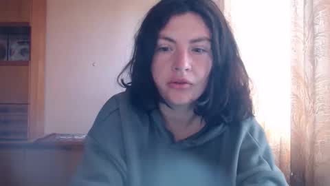 Snapshot of alinaxjames chatting on 05/12/26, 08:11 AlinaxJames online show from 05/12/26, 08:11