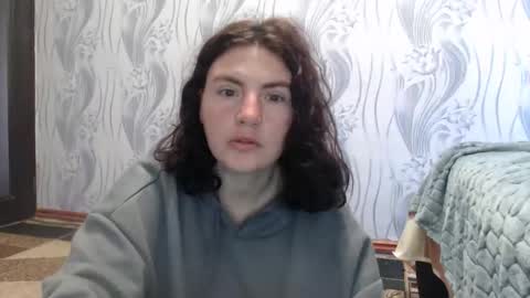 Snapshot of alinaxjames chatting on 06/01/26, 08:49 AlinaxJames online show from 06/01/26, 08:49
