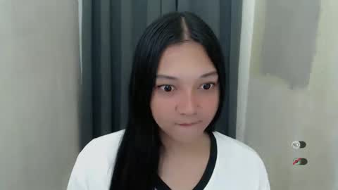 Snapshot of alisa_kiss_ chatting on 09/13/25, 03:23 Shanti xhey online show from 09/13/25, 03:23