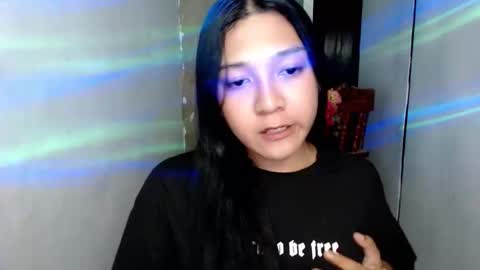 Snapshot of alisa_kiss_ chatting on 09/15/25, 10:48 Shanti xhey online show from 09/15/25, 10:48