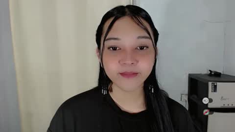 Snapshot of alisa_kiss_ chatting on 12/14/25, 03:17 Shanti xhey online show from 12/14/25, 03:17