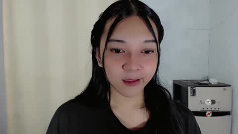 Snapshot of alisa_kiss_ chatting on 12/18/25, 09:54 Shanti xhey online show from 12/18/25, 09:54