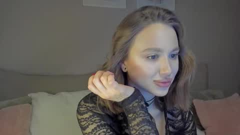 Snapshot of alisa_tiny chatting on 02/01/26, 06:06 Stefa online show from 02/01/26, 06:06