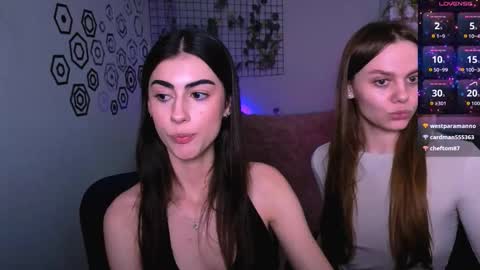 Alisa online show from 10/18/25, 01:01