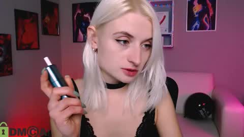 Alisa online show from 10/21/25, 02:45