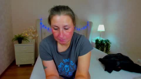 Alisa online show from 02/07/25, 05:41