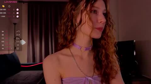 Snapshot of alisavine chatting on 11/27/25, 06:54 Alisa online show from 11/27/25, 06:54