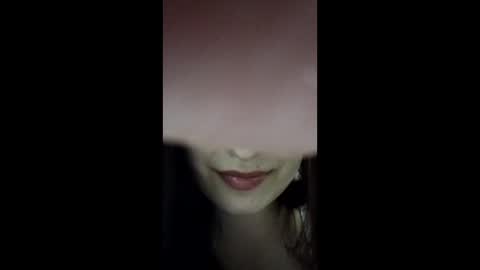 Snapshot of alisaxcristal chatting on 04/15/26, 07:43 AlisaXCristal online show from 04/15/26, 07:43