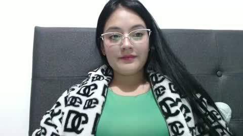 Snapshot of alisha_9997 chatting on 09/21/25, 01:18 alisha_9997 online show from 09/21/25, 01:18