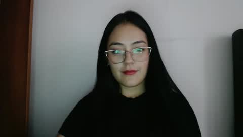 Snapshot of alisha_9997 chatting on 02/17/26, 10:49 alisha_9997 online show from 02/17/26, 10:49