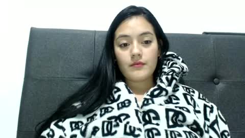 Snapshot of alisha_9997 chatting on 06/19/26, 03:00 alisha_9997 online show from 06/19/26, 03:00