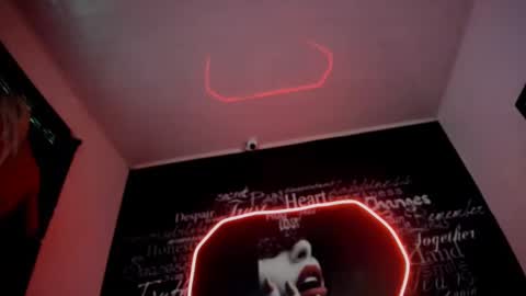 Snapshot of alishaa_nixx chatting on 09/12/25, 12:55 alishaa_nixx online show from 09/12/25, 12:55