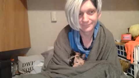 Alisha online show from 04/30/26, 09:48