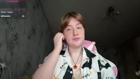 Snapshot of alisiakapp chatting on 03/16/26, 03:16 Mia online show from 03/16/26, 03:16