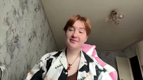 Snapshot of alisiakapp chatting on 03/24/26, 06:07 Mia online show from 03/24/26, 06:07