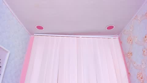 Snapshot of alison_ferrera chatting on 01/03/25, 01:59 Ali online show from 01/03/25, 01:59