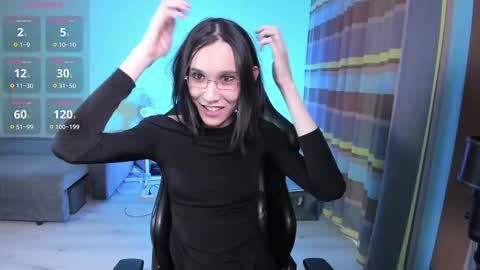 Snapshot of alison_marlowe chatting on 03/07/26, 06:05 Alison online show from 03/07/26, 06:05