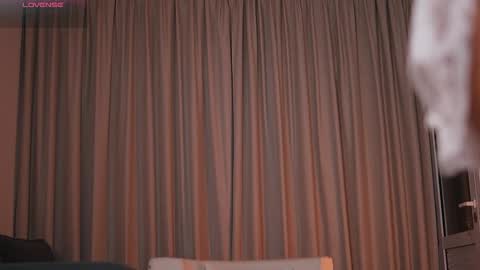 Snapshot of alison_miller9 chatting on 02/05/26, 12:04 Alison online show from 02/05/26, 12:04