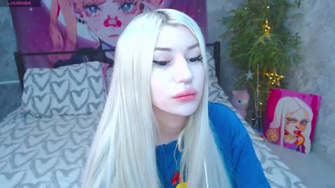 Snapshot of alison_moonlight chatting on 01/26/25, 10:57 Alison online show from 01/26/25, 10:57