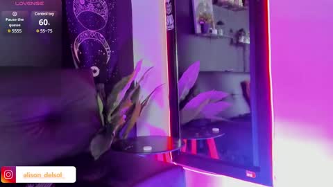 alison_wynter online show from 02/13/25, 08:34