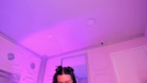 Alison Fishert online show from 02/04/25, 12:00