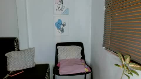 Snapshot of alisonturbay chatting on 06/11/26, 02:53 Alisonturbay online show from 06/11/26, 02:53